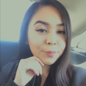 Meet your Posher, Marissa